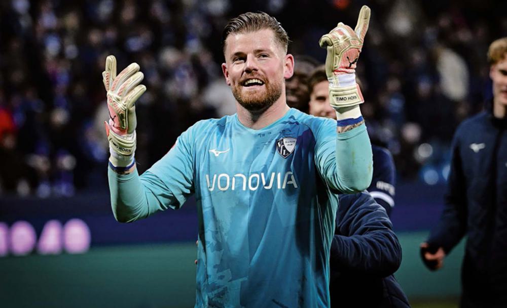 TIMO HORN | DER FELS IN DER VFL BRANDUNG